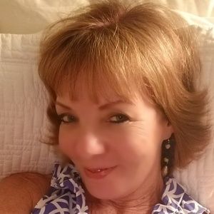 Meet your Posher, Denise